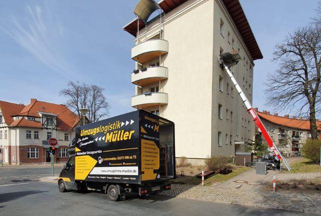 Möbellift schnell und einfach in Struppen